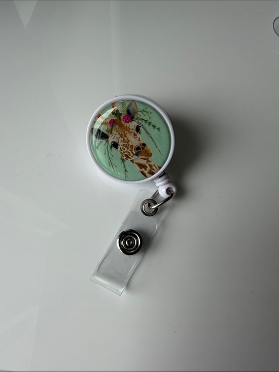 Other - Giraffe badge reel